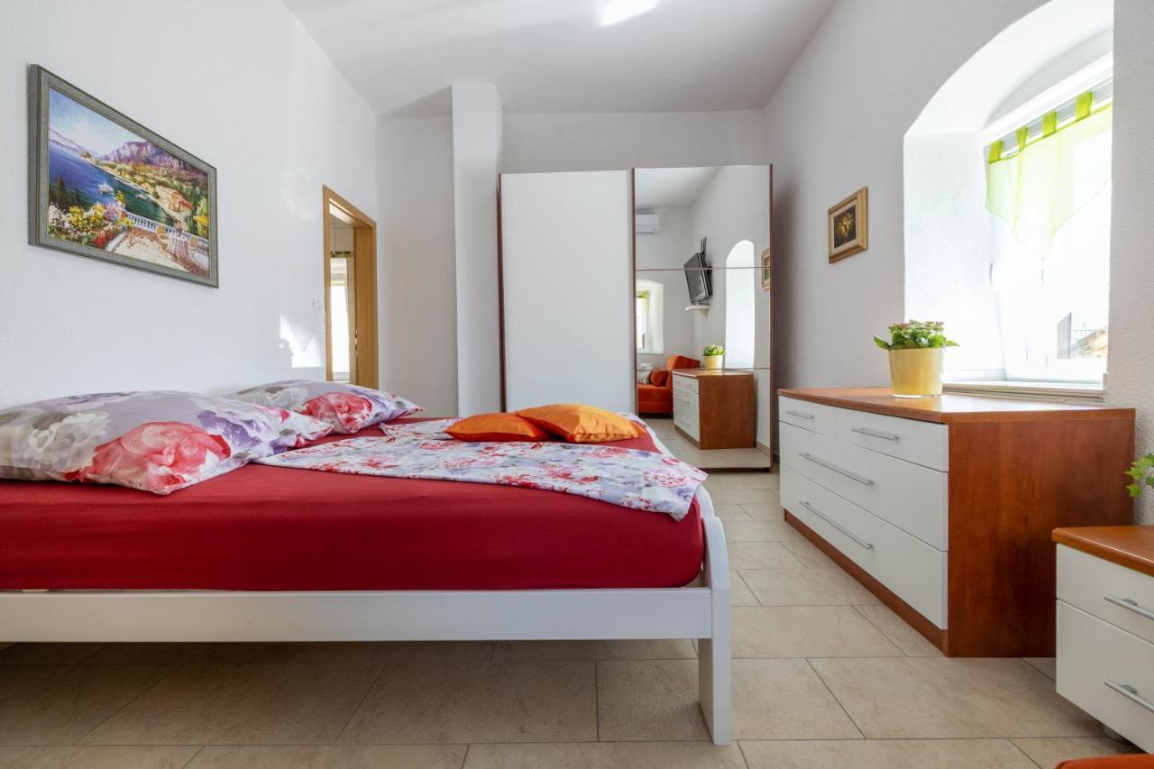 Apartmani Soldan Makarska Eksteriør bilde