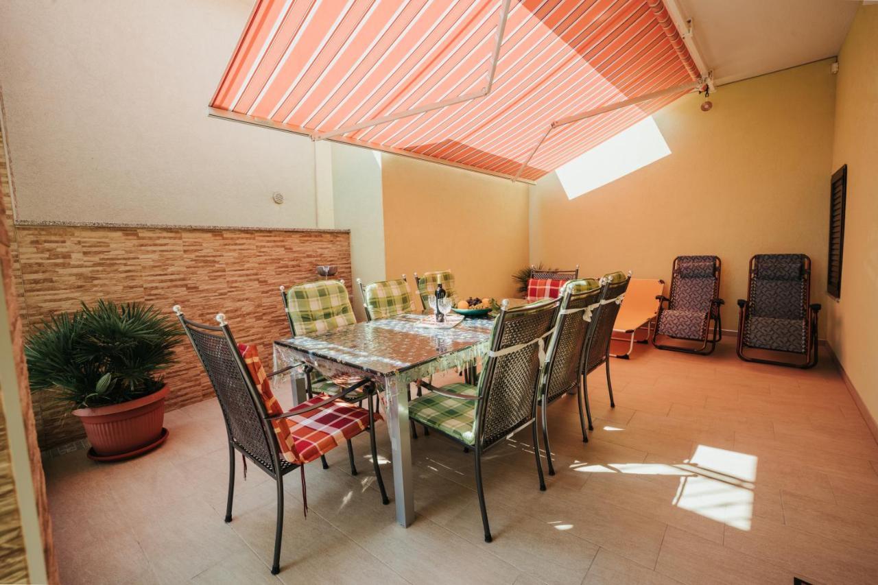 Apartmani Soldan Makarska Eksteriør bilde